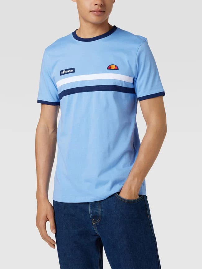 Ellesse T-Shirt Mit Kontraststreifen Und Label-Stitching - Hellblau 4 Ellesse T-Shirt Mit Kontraststreifen Und Label-Stitching - Hellblau – Bild 4