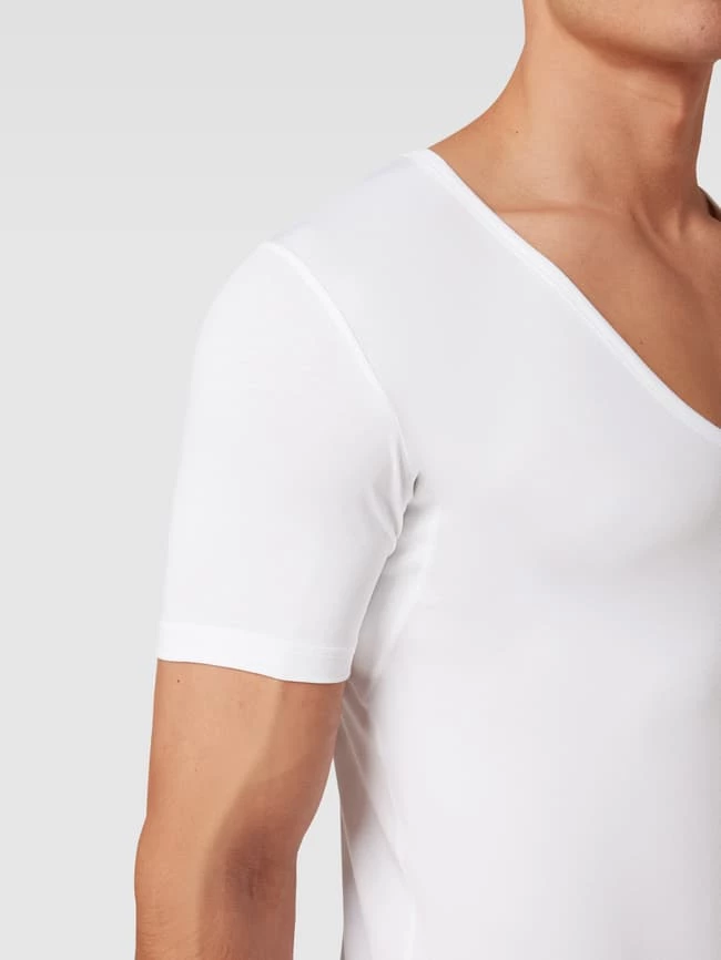 Mey Slim Fit T-Shirt Mit V-Ausschnitt - Weiß 3 Mey Slim Fit T-Shirt Mit V-Ausschnitt - Weiß – Bild 3
